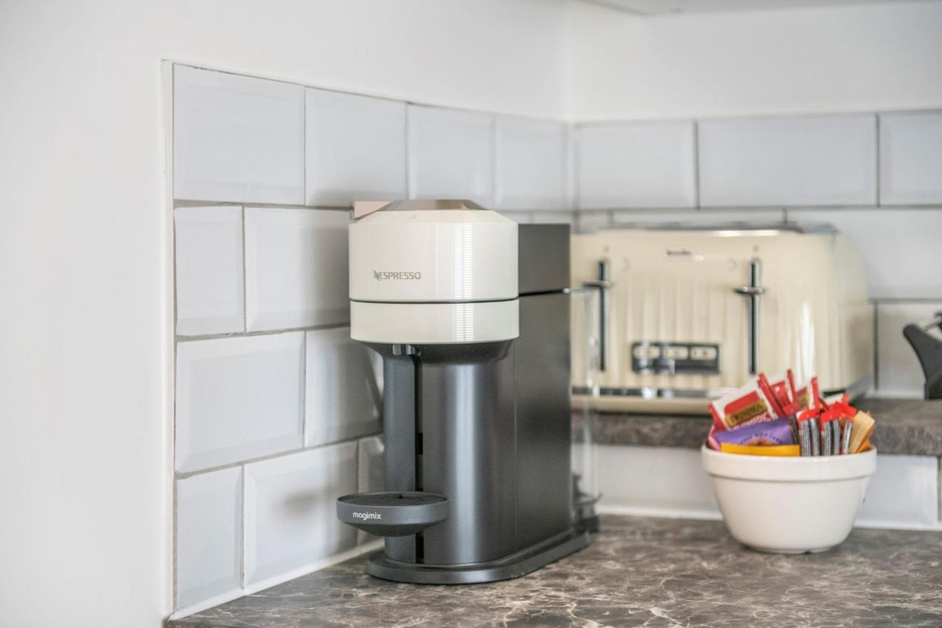 The Cutesy - Fitzrovia - By Frankie Says Apartment London Ngoại thất bức ảnh